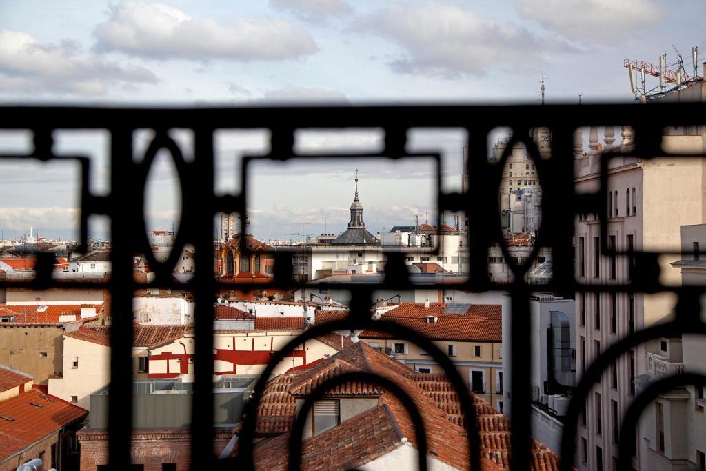 Hostal Besaya Madrid Exterior foto